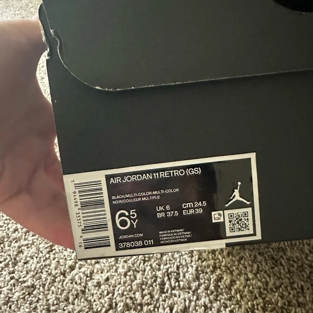 COPY - Air Jordan 11 Retro (GS) Jubilee - Picture 5 of 5